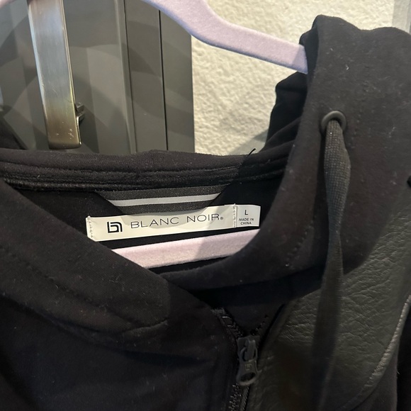 Women's Black Hooded Moto Jacket - Blanc Noir - Picture 2 of 4